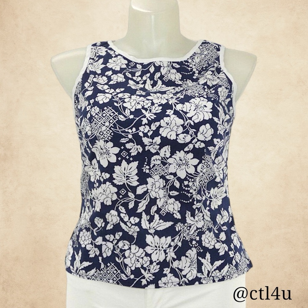 CDC Sleeveless Blue White  Floral Tank Top Women's Size 12
